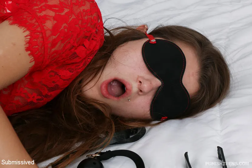 Kink Partners 'ふしだらな女になる' 主演 Alex Mae (写真 17)