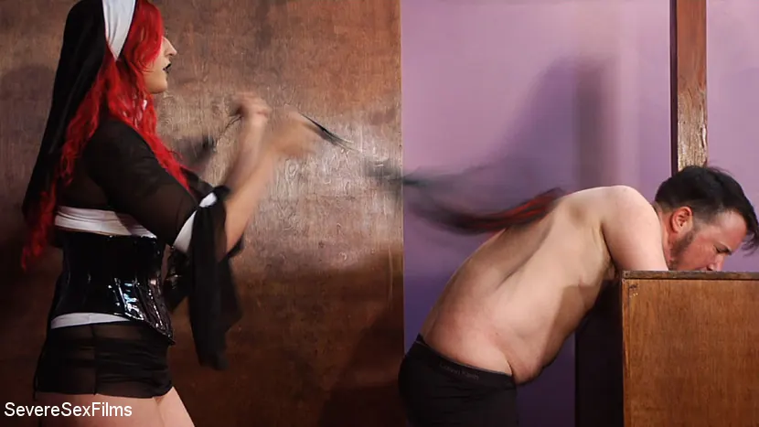 Alex More en 'Clase de Biblia' from 'Kink Partners' (foto 9) Kink Partners 'Clase de Biblia' protagonizando Alex More (foto 9)