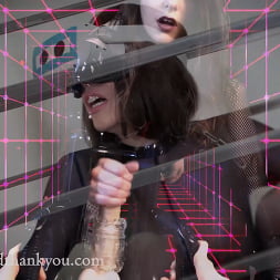 Allie Heart に 'Kink Partners' エンドレスVRゴーイング検査 (サムネイル 6)