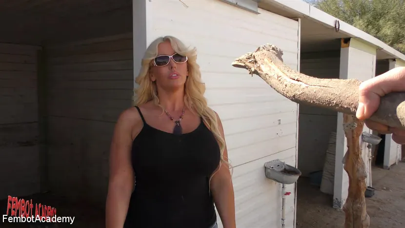 Kink Partners '私の大きなティットママはセックスボットに変わりました!!!' 主演 Alura Jenson (写真 3)