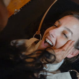Elise Graves in 'Kink Partners' Fear of Letting Go: Electricity (Thumbnail 8)