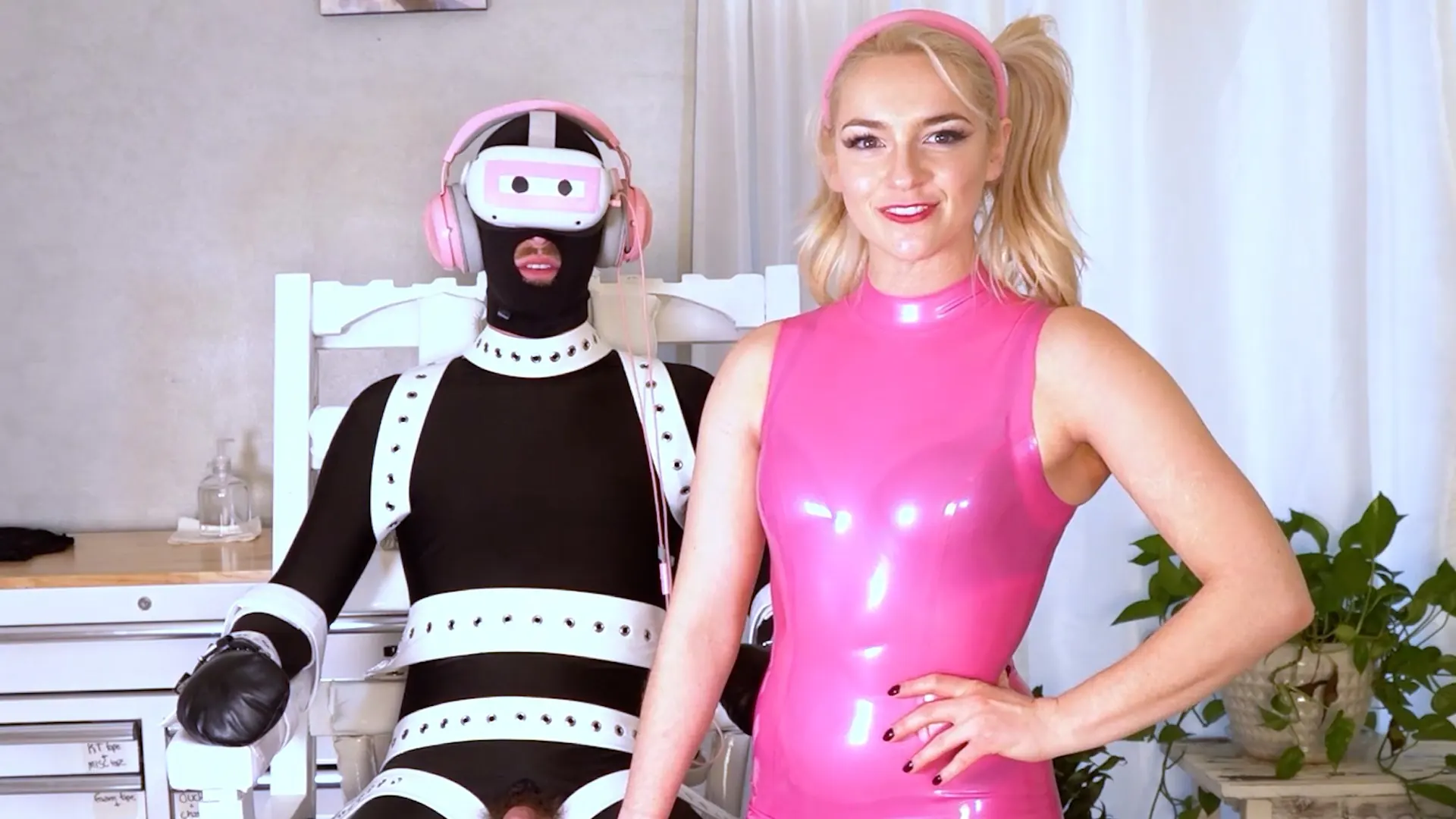 Anon boy 5 に 'フューチャーコーポレーション' from 'Kink Partners' (写真 3) Kink Partners 'フューチャーコーポレーション' 主演 Anon boy 5 (写真 3)