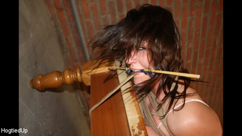 Ar en 'Cindy es atada, amordazada y desnudada' from 'Kink Partners' (foto 14) Kink Partners 'Cindy es atada, amordazada y desnudada' protagonizando Ar (foto 14)