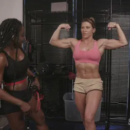 Ariel X en 'Kink Partners' Castigo por entrenamiento anal (Miniatura 1)