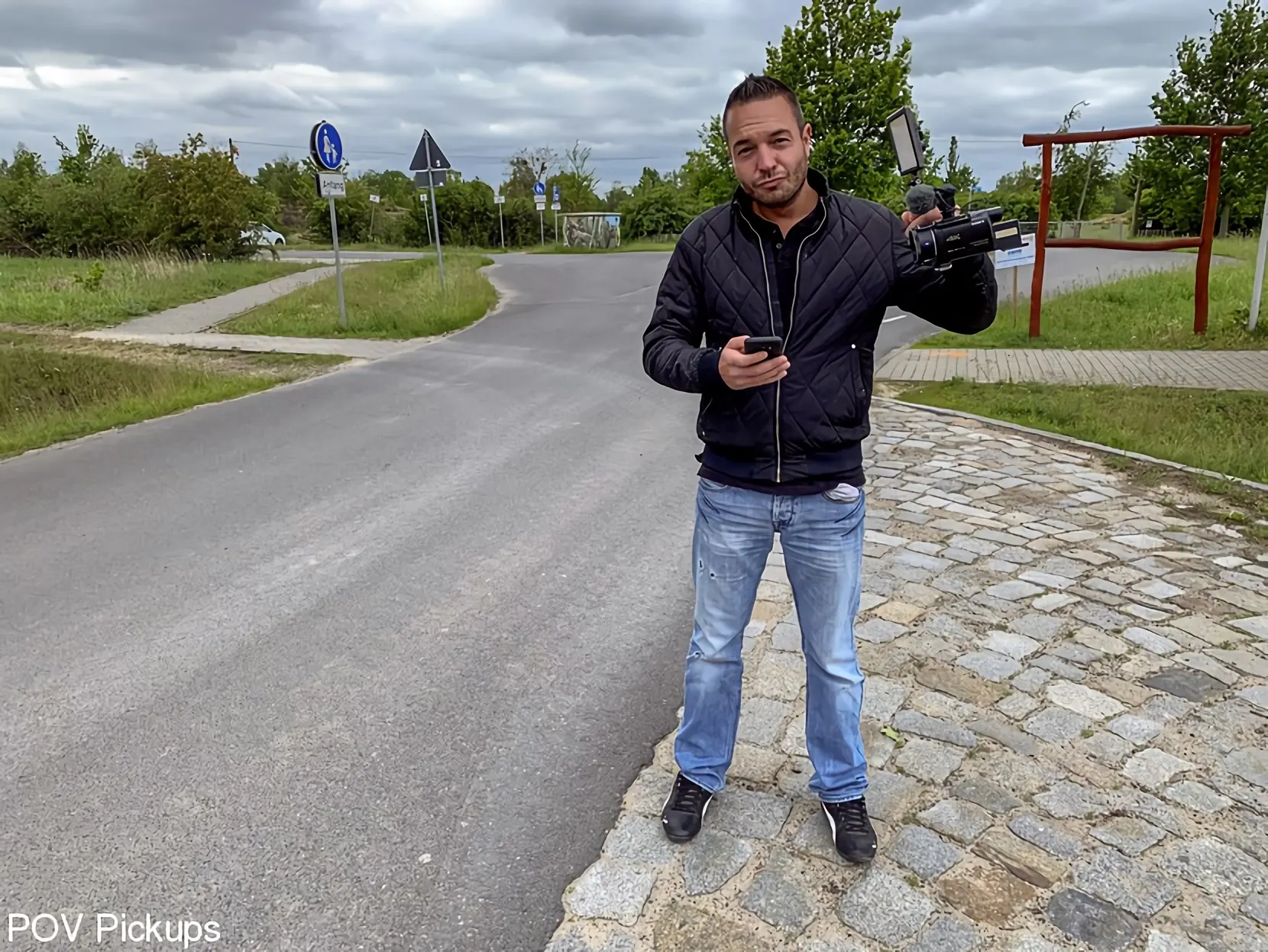 Kink Partners '失われた場所でのラスティファックセッション' 主演 Arteya (写真 1)