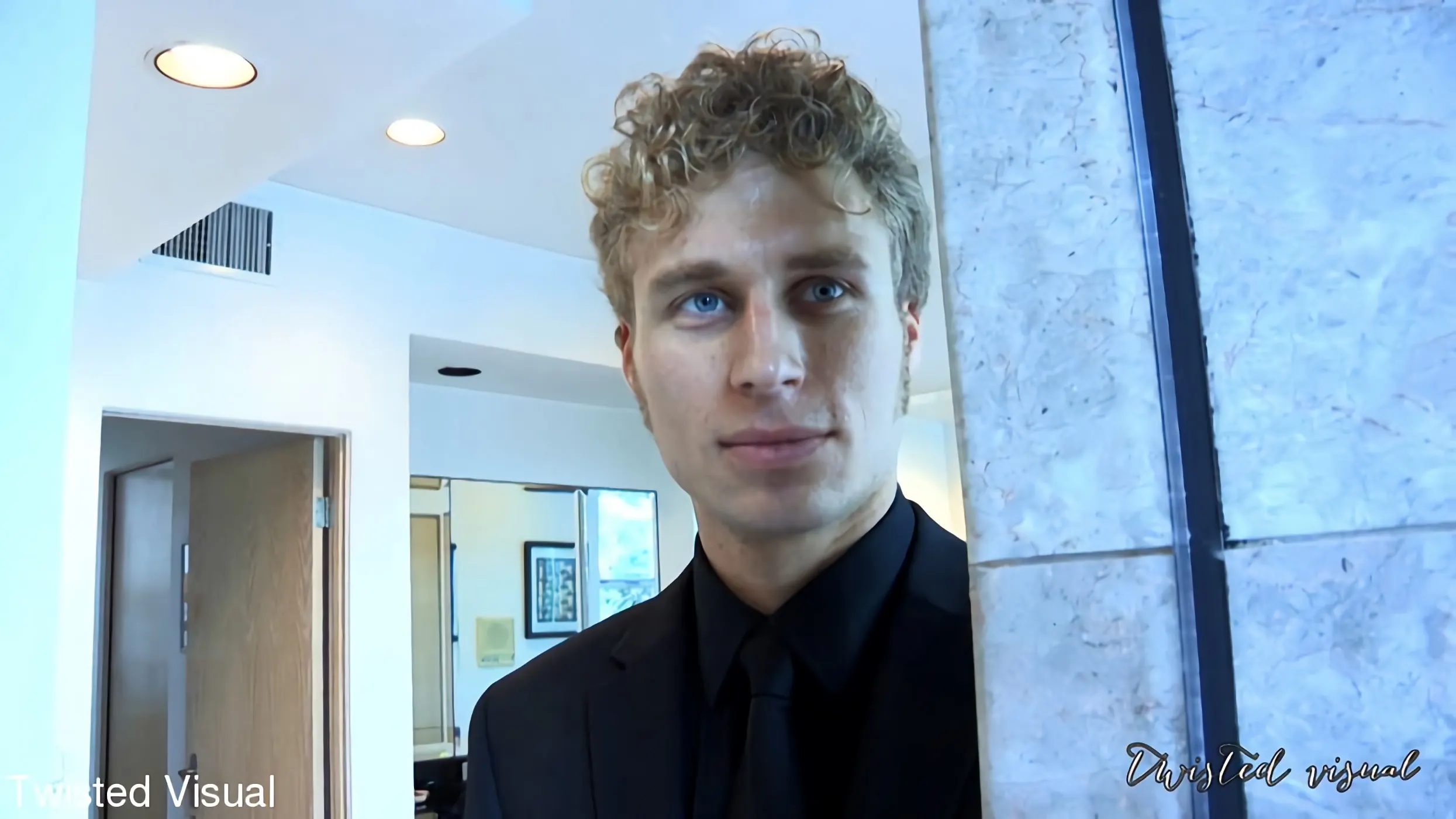 Ash Hollywood en 'Has Her Ass Showered With Cum' from 'Kink Partners' (foto 9) Kink Partners 'Has Her Ass Showered With Cum' protagonizando Ash Hollywood (foto 9)