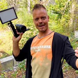 Ashley Cumstar in 'Kink Partners' Beautiful Old Bitch Ashley Cumstar Gets Her Pussy Pounded in Public. (Thumbnail 2)