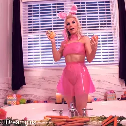 Ashley Fires in 'Kink Partners' SciFi Dreamgirls Episode: Bunny Breakdown (Thumbnail 1)