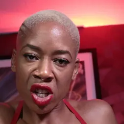 Ashley Paige に 'Kink Partners' 変態ジョイ:ラテックスクラッド女神 (サムネイル 15)