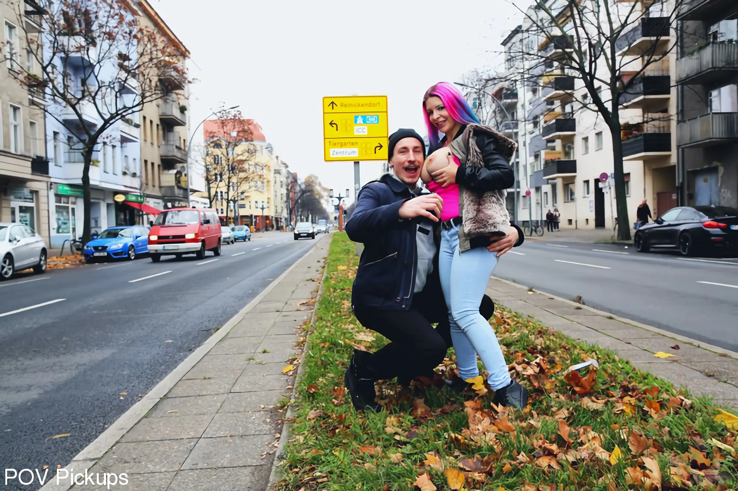 Aviva Rocks en 'Aviva se desnuda y masturba a Jason en el inodoro hasta que se corre.' from 'Kink Partners' (foto 1) Kink Partners 'Aviva se desnuda y masturba a Jason en el inodoro hasta que se corre.' protagonizando Aviva Rocks (foto 1)