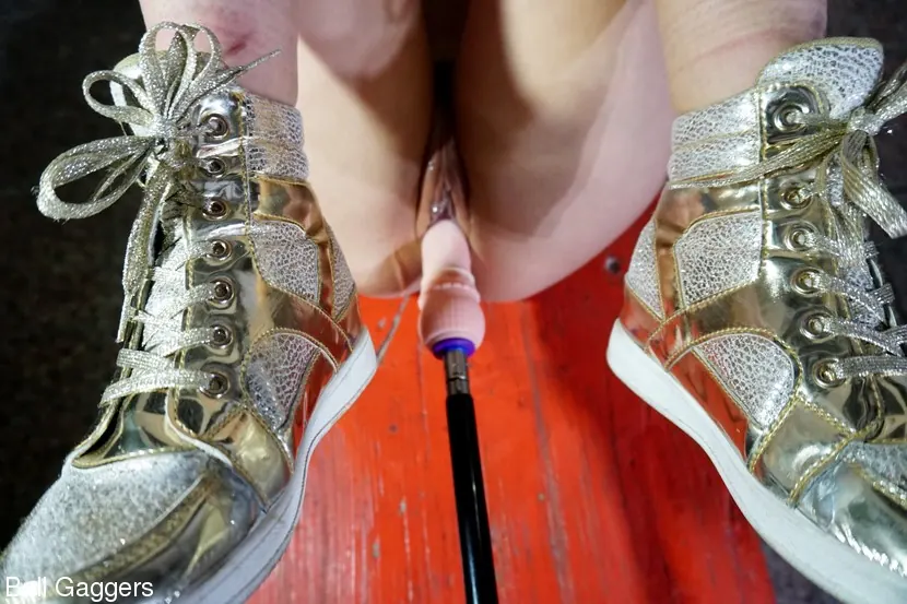 Barbara Beiber in 'STRUGGLING BARBARA MACHINEFUCKED' from 'Kink Partners' (Photo 19) Kink Partners 'STRUGGLING BARBARA MACHINEFUCKED' starring Barbara Beiber (Photo 19)