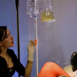 Baroness Mercedes に 'Kink Partners' アゼンスタウを診断する(2/3) (サムネイル 19)