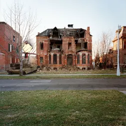 Bella Vendetta in The Lower Floor - A Kink BDSM Parody! (Photo 12) Bella Vendetta in 'Kink Partners' The Lower Floor - A Kink BDSM Parody! (Thumbnail 12)