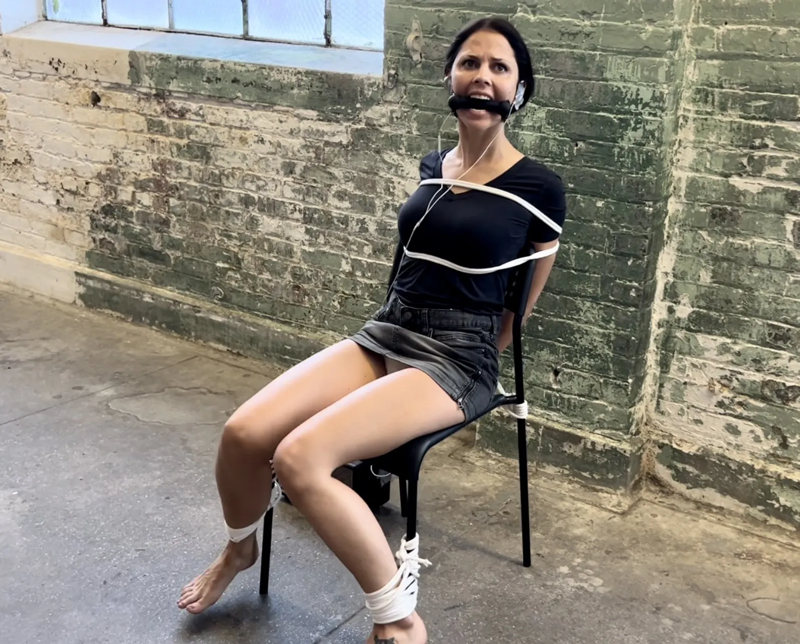 Blake LaVista に 'バウンドガキ' from 'Kink Partners' (写真 4) Kink Partners 'バウンドガキ' 主演 Blake LaVista (写真 4)