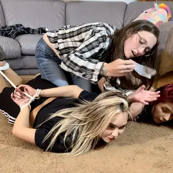 Blake LaVista に 'Kink Partners' 座をしらけさせる人 (サムネイル 1)