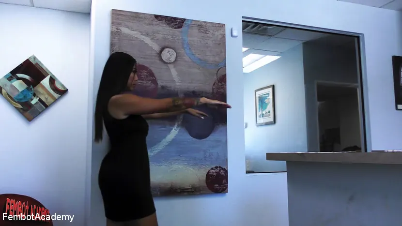 Kink Partners '私の息子の大きなティット先生をコントロールするwhore-botに変える' 主演 Brianna Bentley (写真 4)