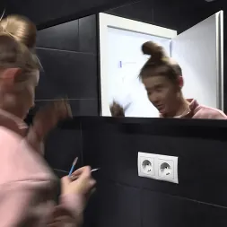 Butt Spencer に ケーシーコックを愛する娼婦は彼女のディープスロートスキルを披露します (写真 69) Butt Spencer に 'Kink Partners' ケーシーコックを愛する娼婦は彼女のディープスロートスキルを披露します (サムネイル 69)