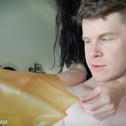 Carlos Deth en 'Kink Partners' Asiento de la misericordia (Miniatura 1)