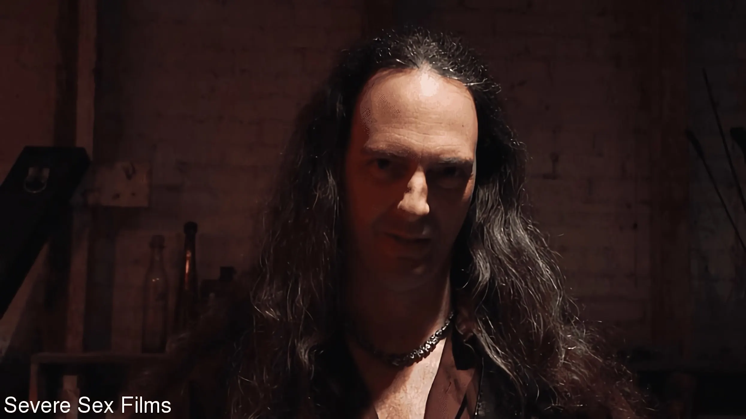 Charli Piper に 'ショーへようこそ' from 'Kink Partners' (写真 1) Kink Partners 'ショーへようこそ' 主演 Charli Piper (写真 1)