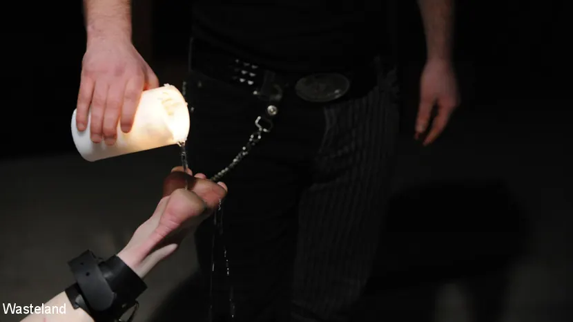 Cheri Rose Mort に 'セル181:チェリローズは彼女の限界に押し込まれます' from 'Kink Partners' (写真 9) Kink Partners 'セル181:チェリローズは彼女の限界に押し込まれます' 主演 Cheri Rose Mort (写真 9)