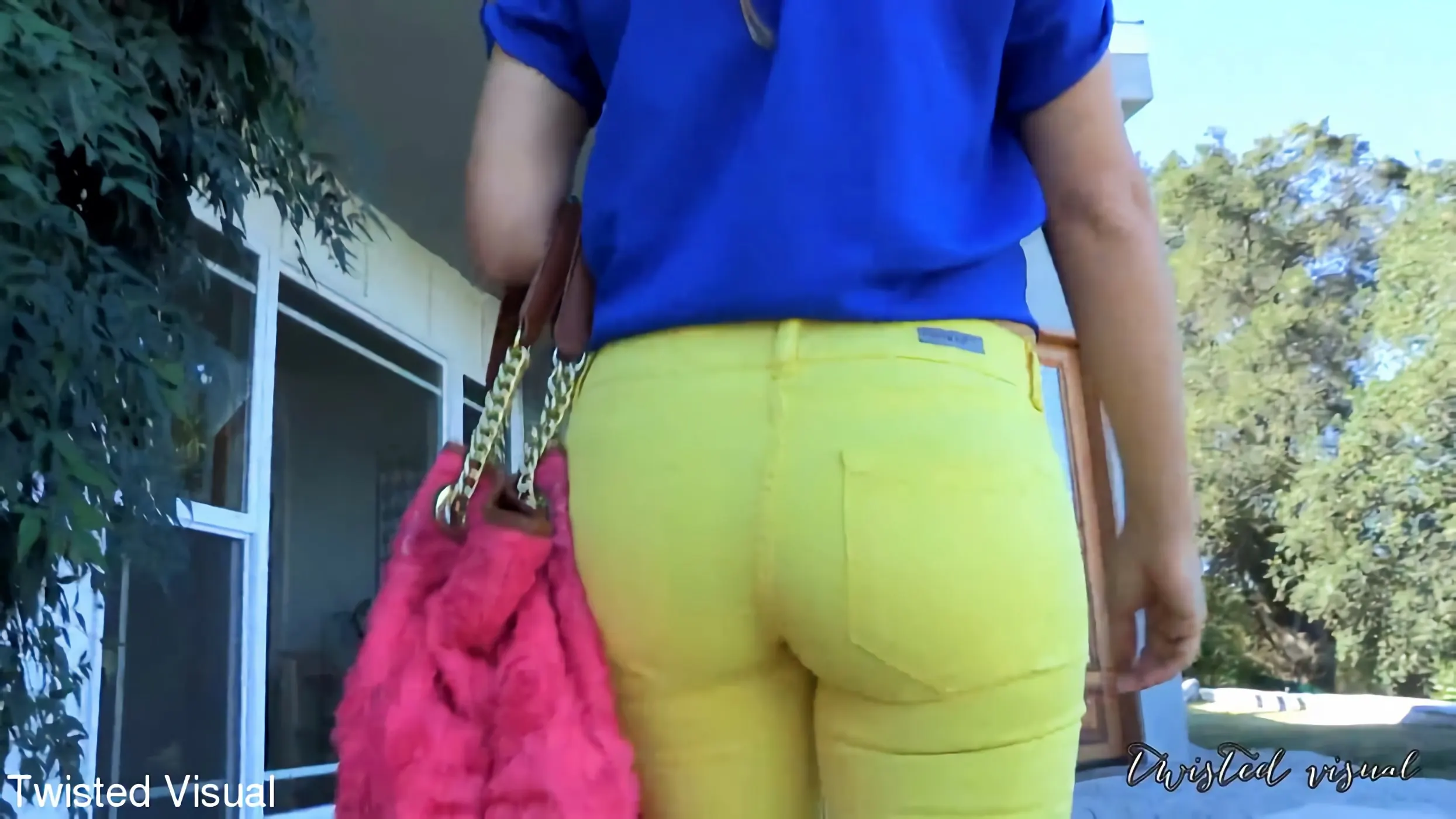 Kink Partners 'シェリー・デヴィルは、彼女のタイトなお尻が何ができるかを示しています' 主演 Cherie DeVille (写真 1)