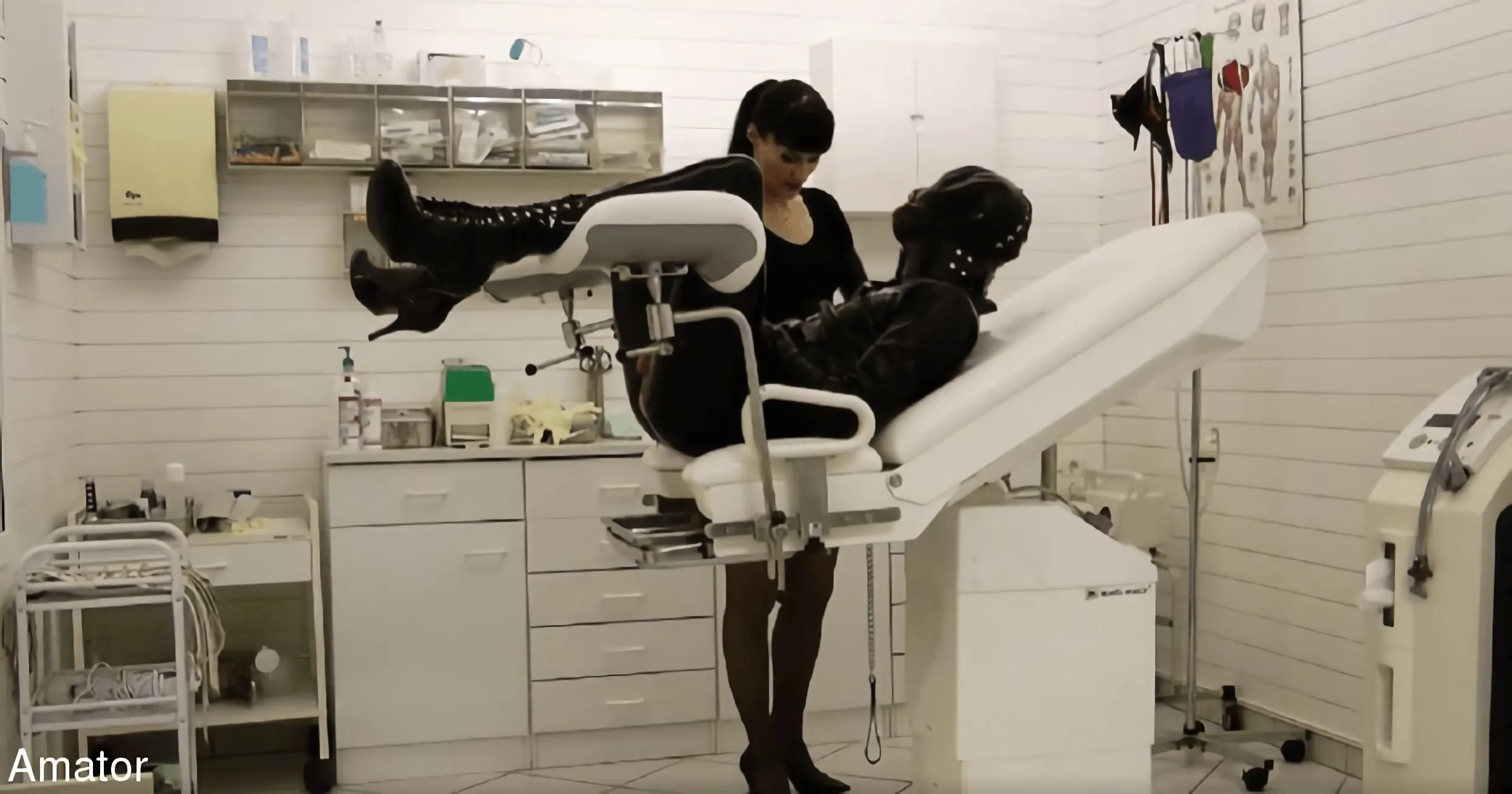 Kink Partners '彼はぎくしゃくするのを止めることができませんでした(パート1)' 主演 Cheyenne de Muriel (写真 4)