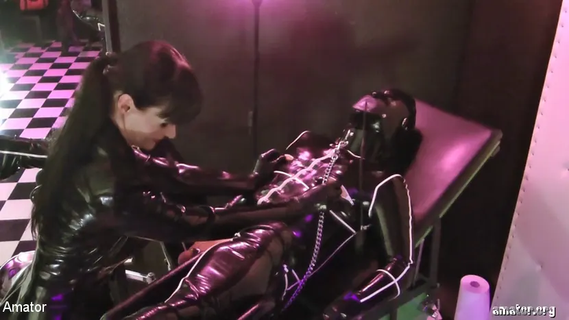 Cheyenne de Muriel in 'Schrei Wenn Du Kannst: Kapitel 1' from 'Kink Partners' (Photo 5) Kink Partners 'Schrei Wenn Du Kannst: Kapitel 1' starring Cheyenne de Muriel (Photo 5)