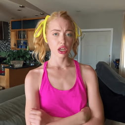 Chloe Cherry in 'Kink Partners' Chloe Cherry: Horny Teen Slut Loves Having Alone Time With Stepdaddy (Thumbnail 1)