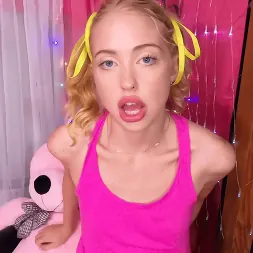 Chloe Cherry に 'Kink Partners' クロエチェリー:角質の十代の女は継父と一人で時間を過ごすのが大好きです (サムネイル 6)