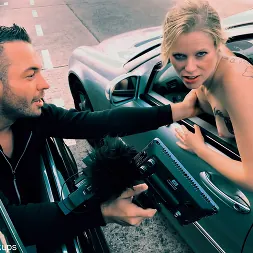 Claudia Swea に クラウディアのスウィーとアンディスターと不潔な屋外のファック (写真 2) Claudia Swea に 'Kink Partners' クラウディアのスウィーとアンディスターと不潔な屋外のファック (サムネイル 2)