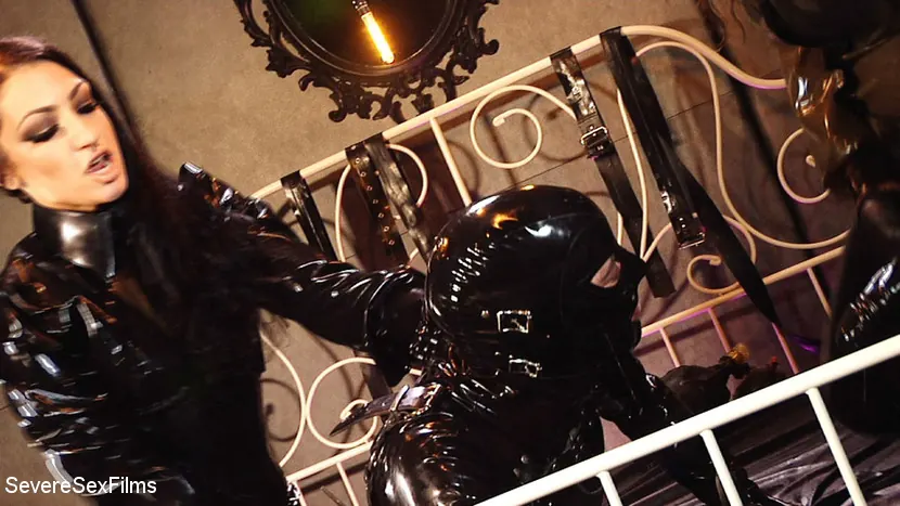 Kink Partners 'Bring out the Gimp (Part 3 of 3)' starring Cybill Troy (Photo 8)