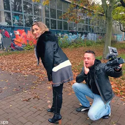 Danka Diamond に アンディはダンカダイヤモンドと熱いデートをしています (写真 4) Danka Diamond に 'Kink Partners' アンディはダンカダイヤモンドと熱いデートをしています (サムネイル 4)