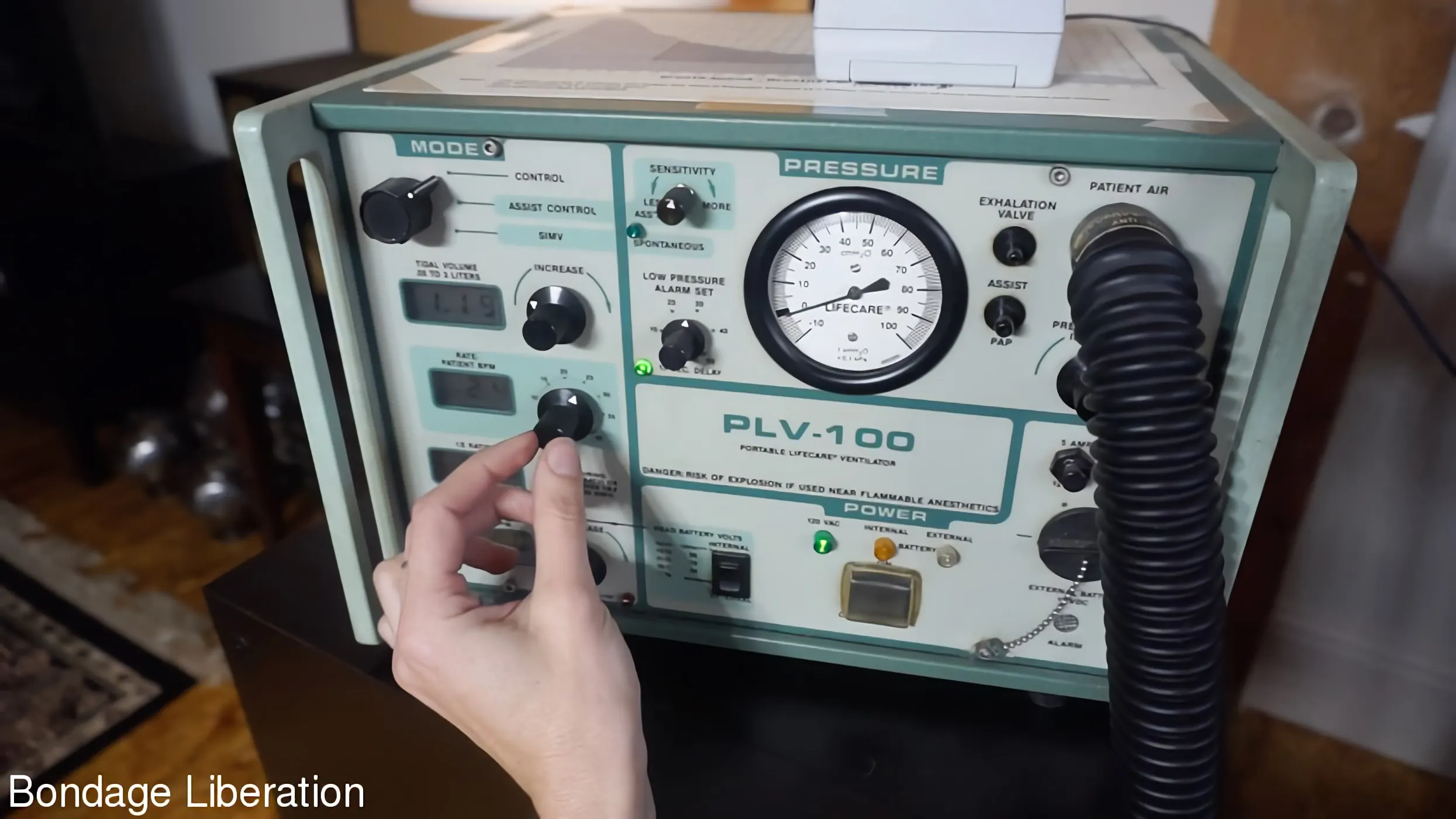 Kink Partners 'Ahorra tu aliento' protagonizando Dart_Tech (foto 18)