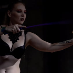 Delirious Hunter に 'Kink Partners' ディスプレイ上のAva (サムネイル 7)