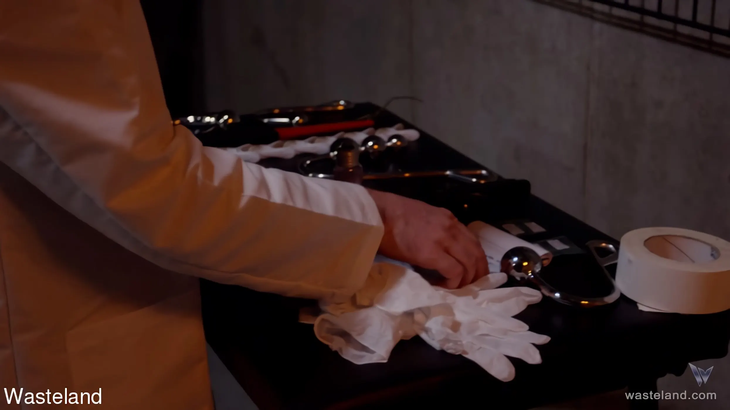 Kink Partners '医者恐ろしい' 主演 Delirious Hunter (写真 4)