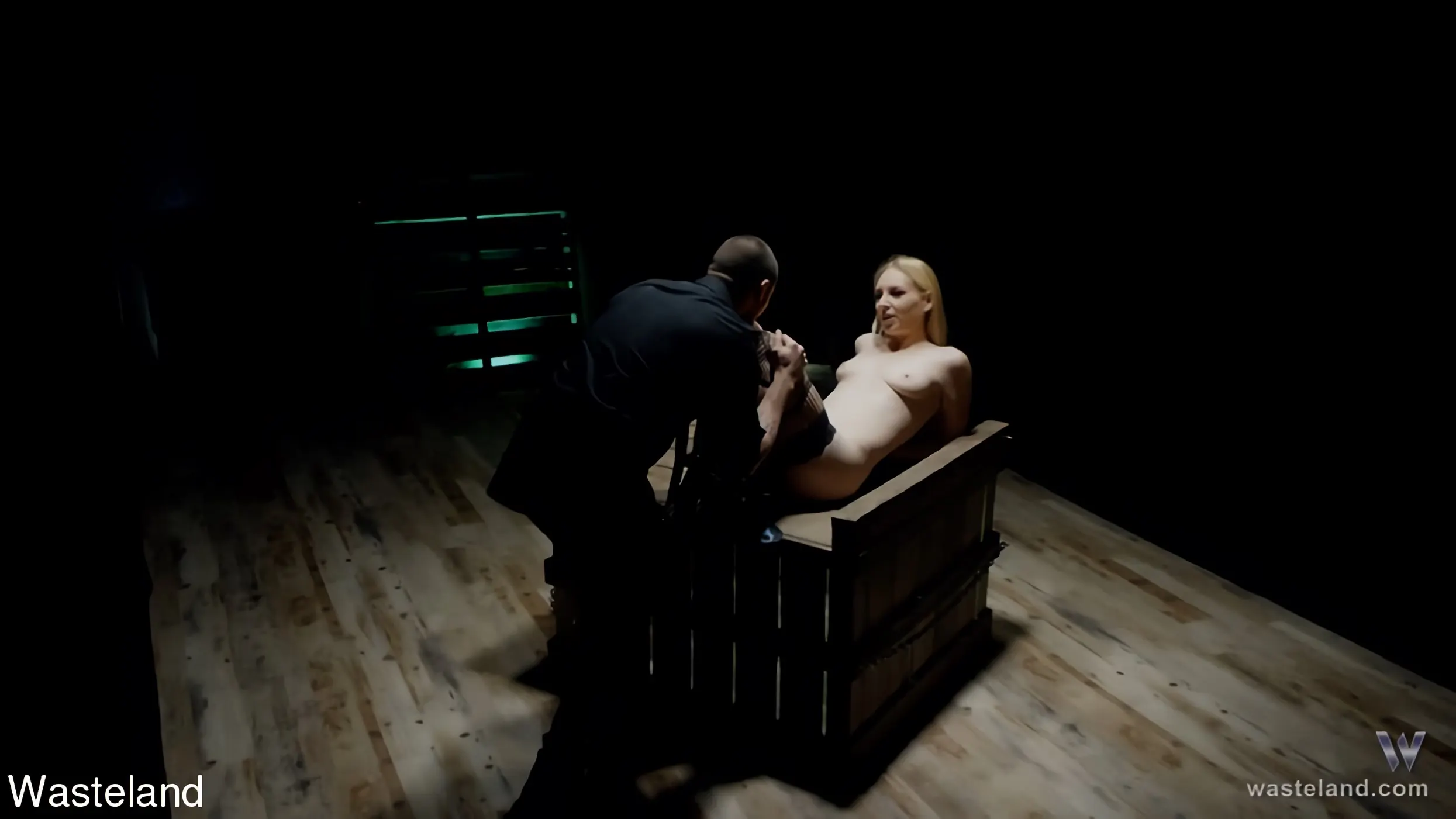 Kink Partners '妄想ハンターの誘惑' 主演 Delirious Hunter (写真 4)