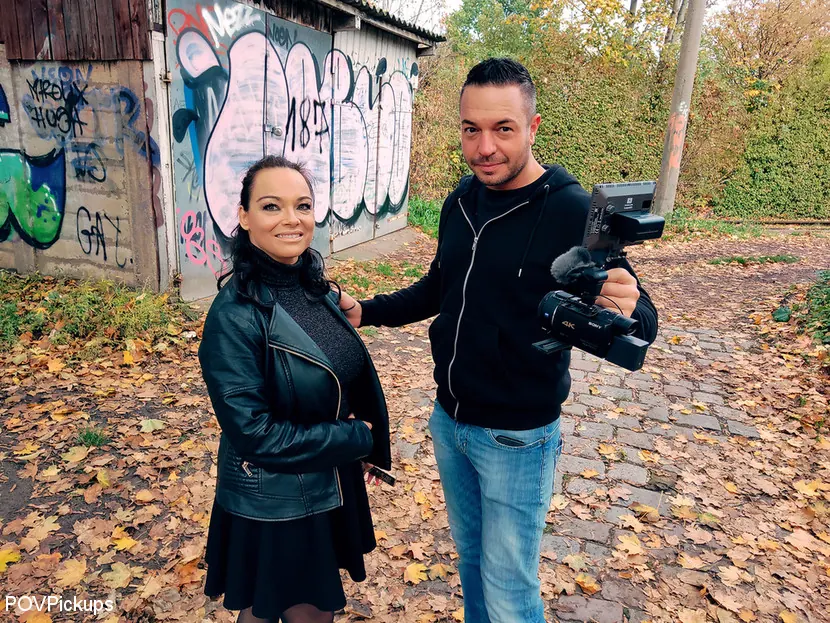 Dirty Priscilla en 'Polvo sucio al aire libre con la MILF guarra Priscilla' from 'Kink Partners' (foto 1) Kink Partners 'Polvo sucio al aire libre con la MILF guarra Priscilla' protagonizando Dirty Priscilla (foto 1)