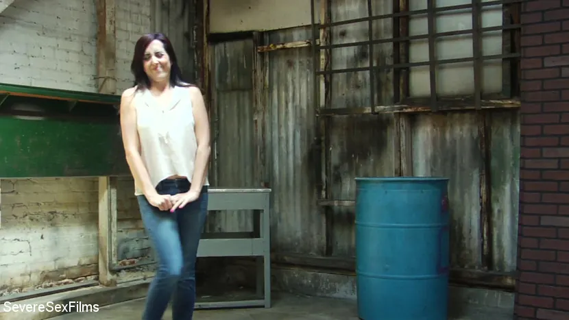 Kink Partners 'Desperation Pee!' starring Dixie Comet (Photo 4)