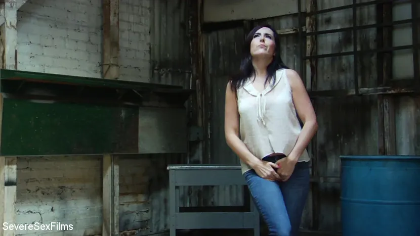 Kink Partners 'Desperation Pee!' starring Dixie Comet (Photo 8)