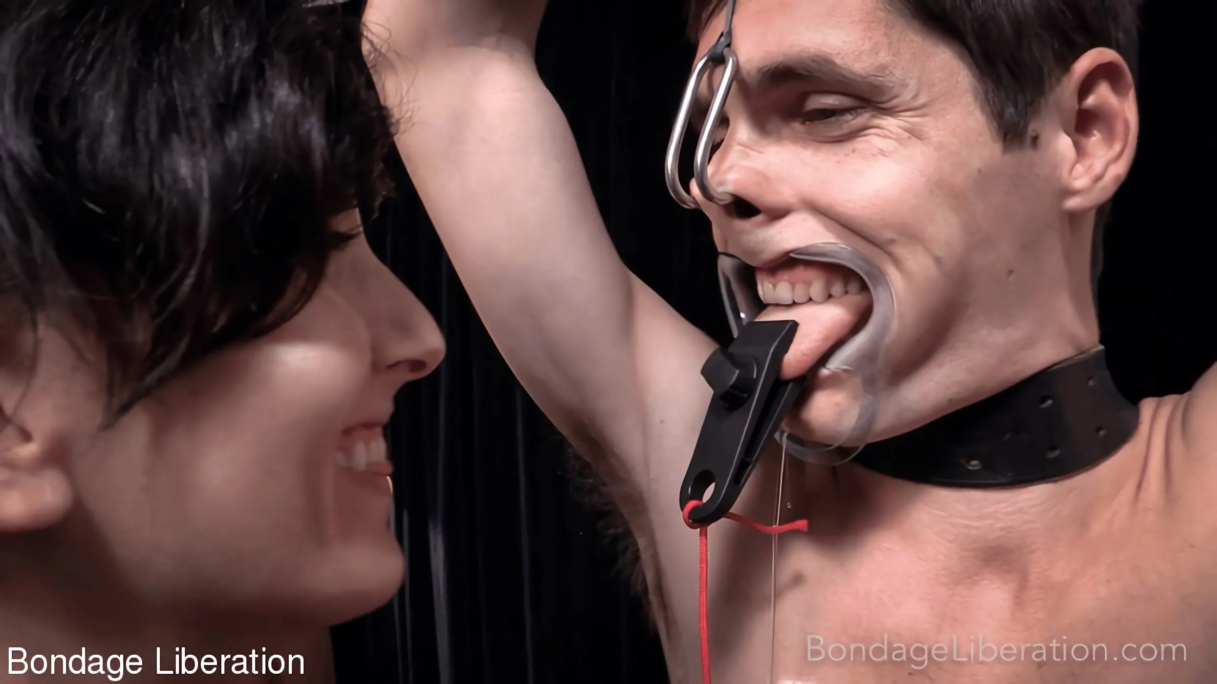 Kink Partners 'Un poco exagerado' protagonizando Elise Graves (foto 10)