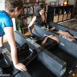 Elise Graves en 'Kink Partners' Un hazmerreír (Miniatura 27)