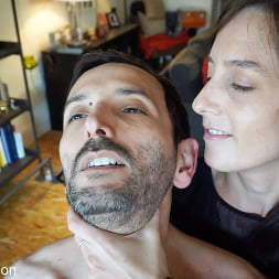 Elise Graves に 'Kink Partners' すべてが窒息 (サムネイル 10)