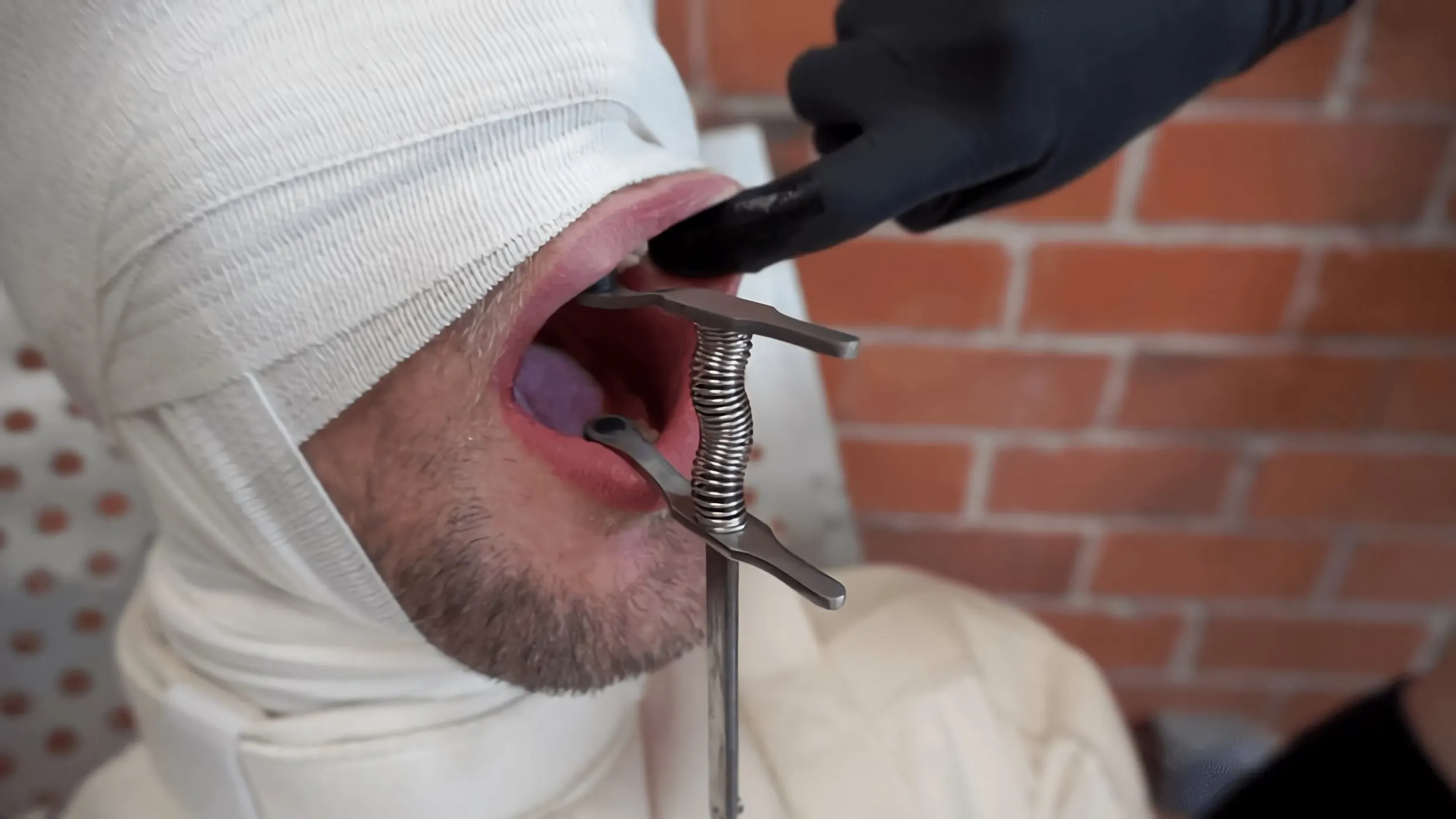 Kink Partners 'Toca tu propia trompeta, primera parte' protagonizando Elise Graves (foto 17)