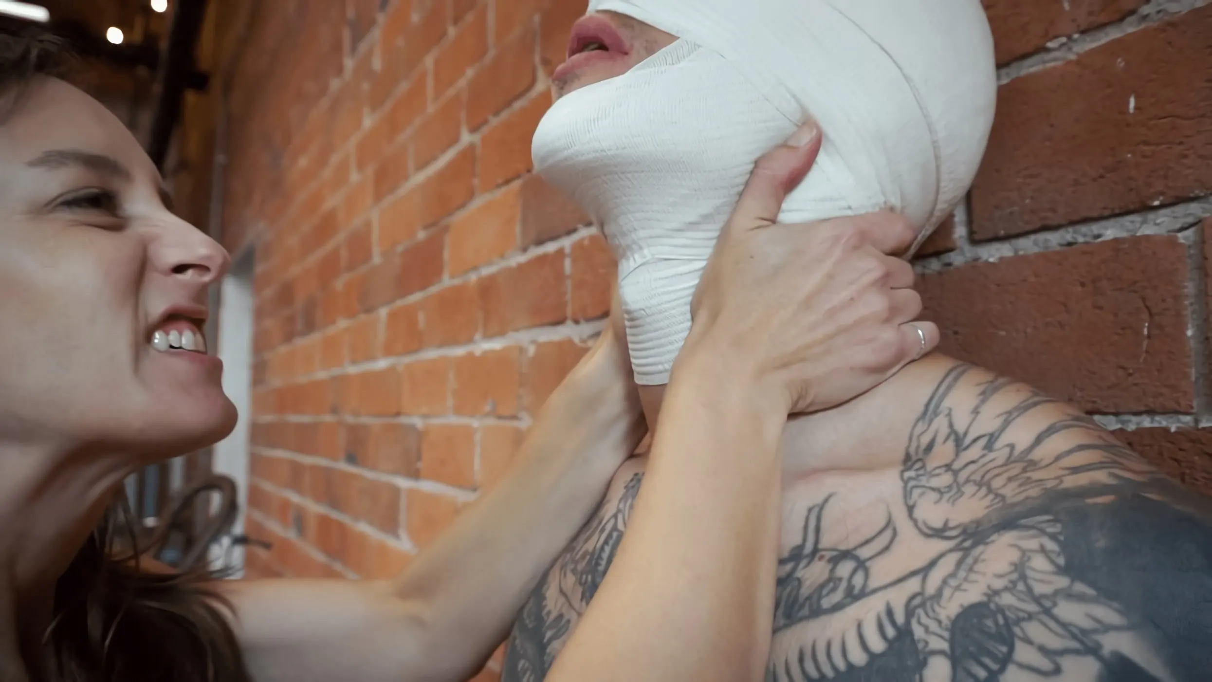 Kink Partners 'Toca tu propia trompeta, primera parte' protagonizando Elise Graves (foto 27)