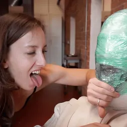 Elise Graves en 'Kink Partners' Toca tu propia trompeta, segunda parte (Miniatura 6)