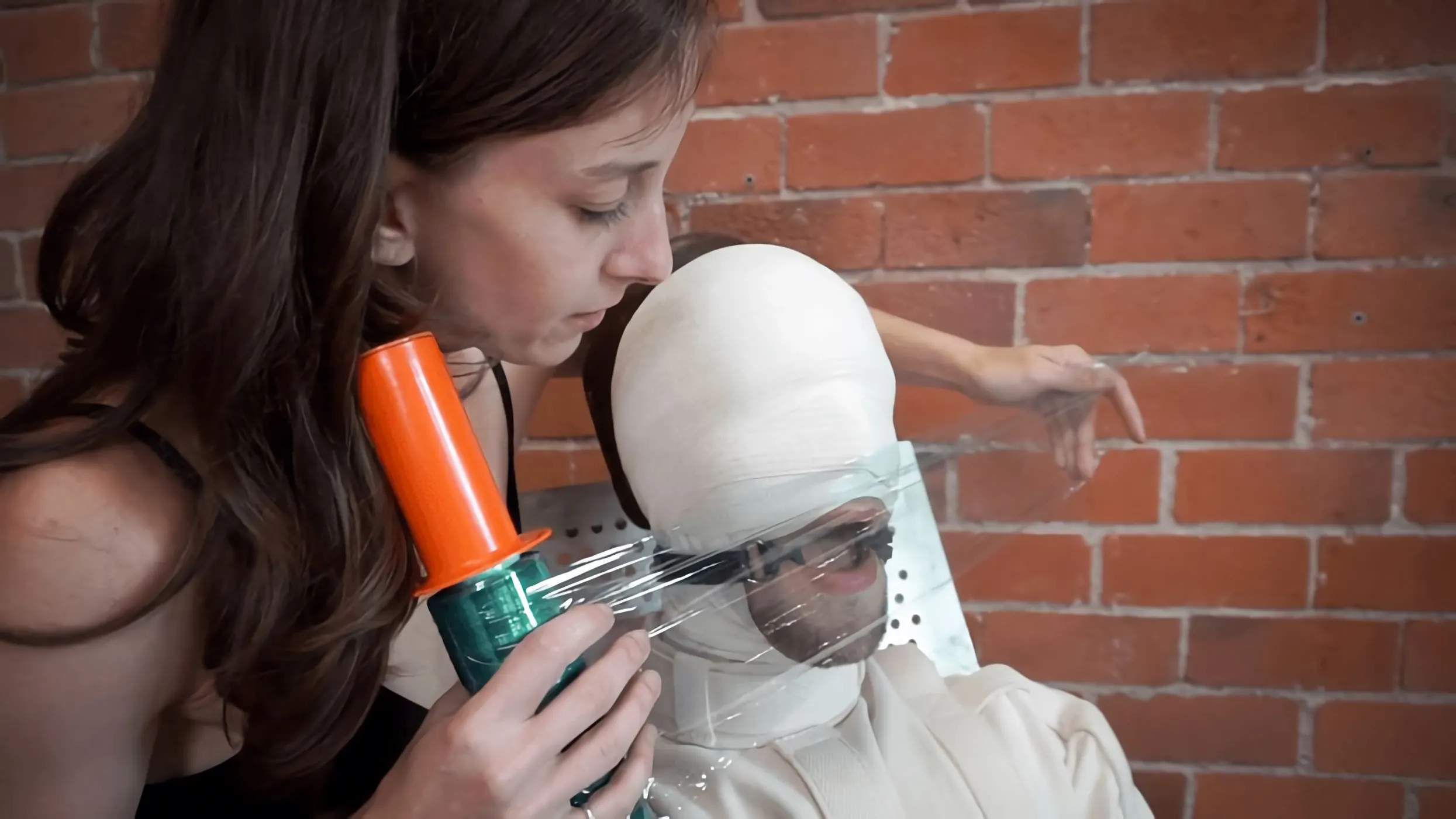 Kink Partners 'Toca tu propia trompeta, segunda parte' protagonizando Elise Graves (foto 16)