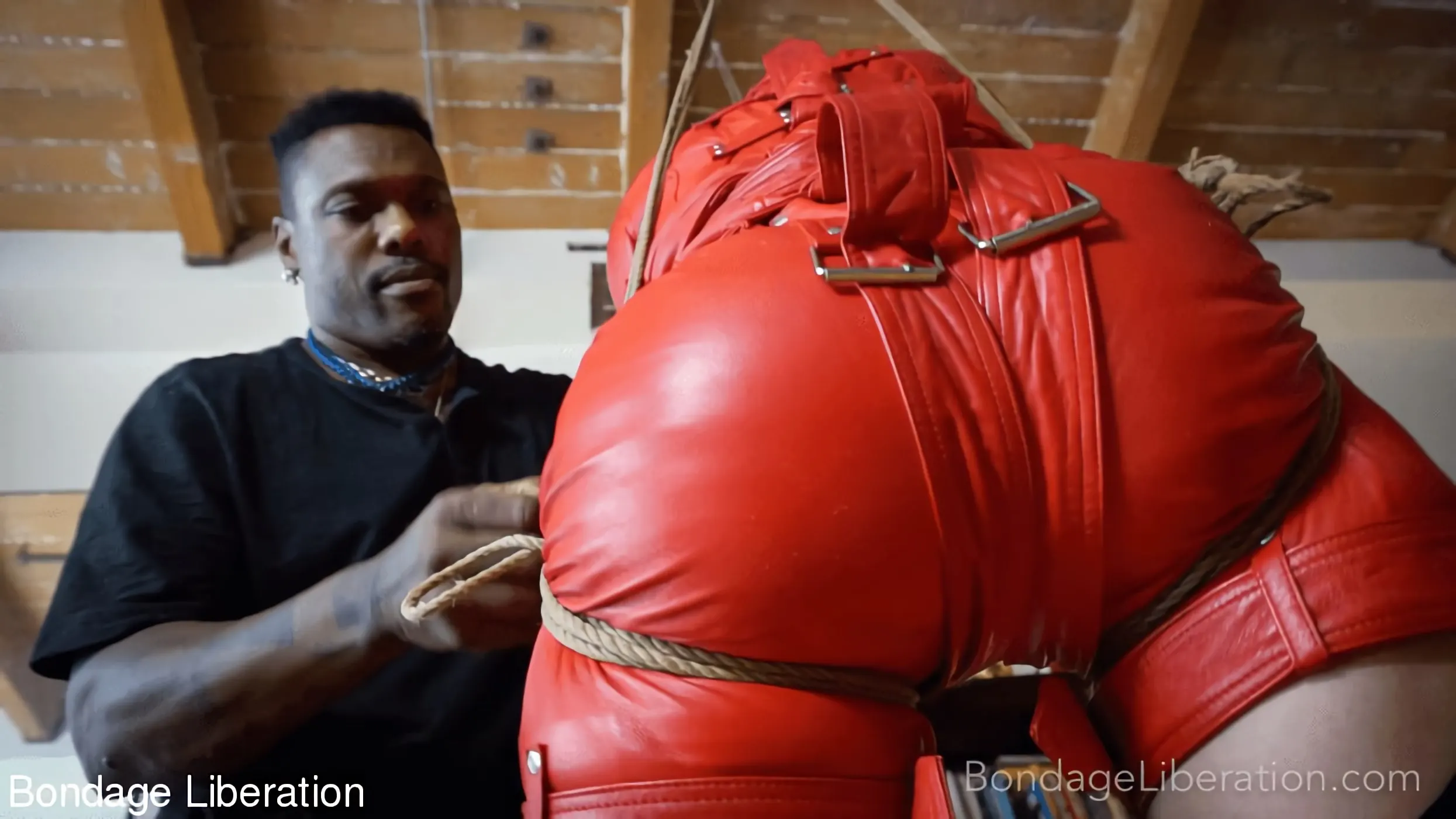 Kink Partners 'Audiencia cautiva' protagonizando Elise Graves (foto 1)