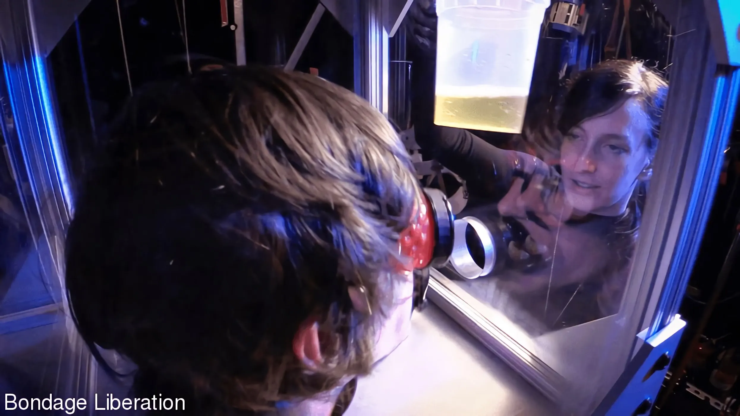 Kink Partners 'Orina con catéter' protagonizando Elise Graves (foto 6)