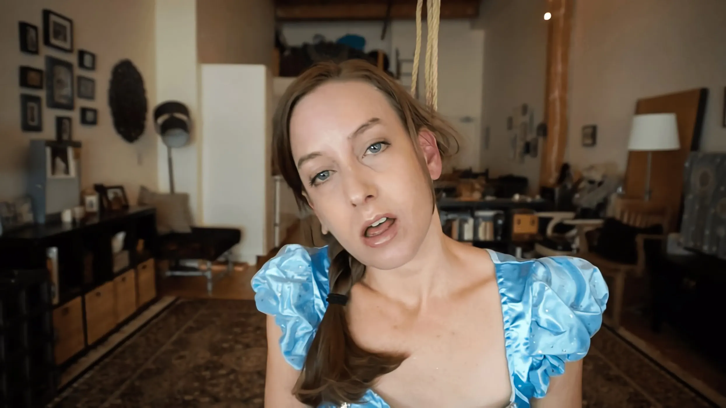 Kink Partners 'Cenicienta se ahoga' protagonizando Elise Graves (foto 4)