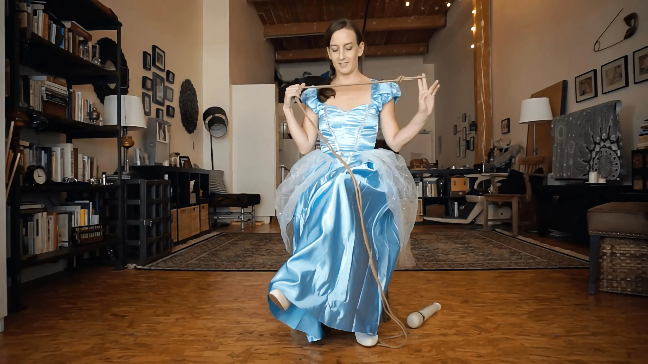 Kink Partners 'Cenicienta se ahoga' protagonizando Elise Graves (foto 22)